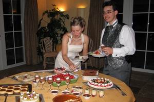 Lieven en Kathleen aan het dessertbuffet